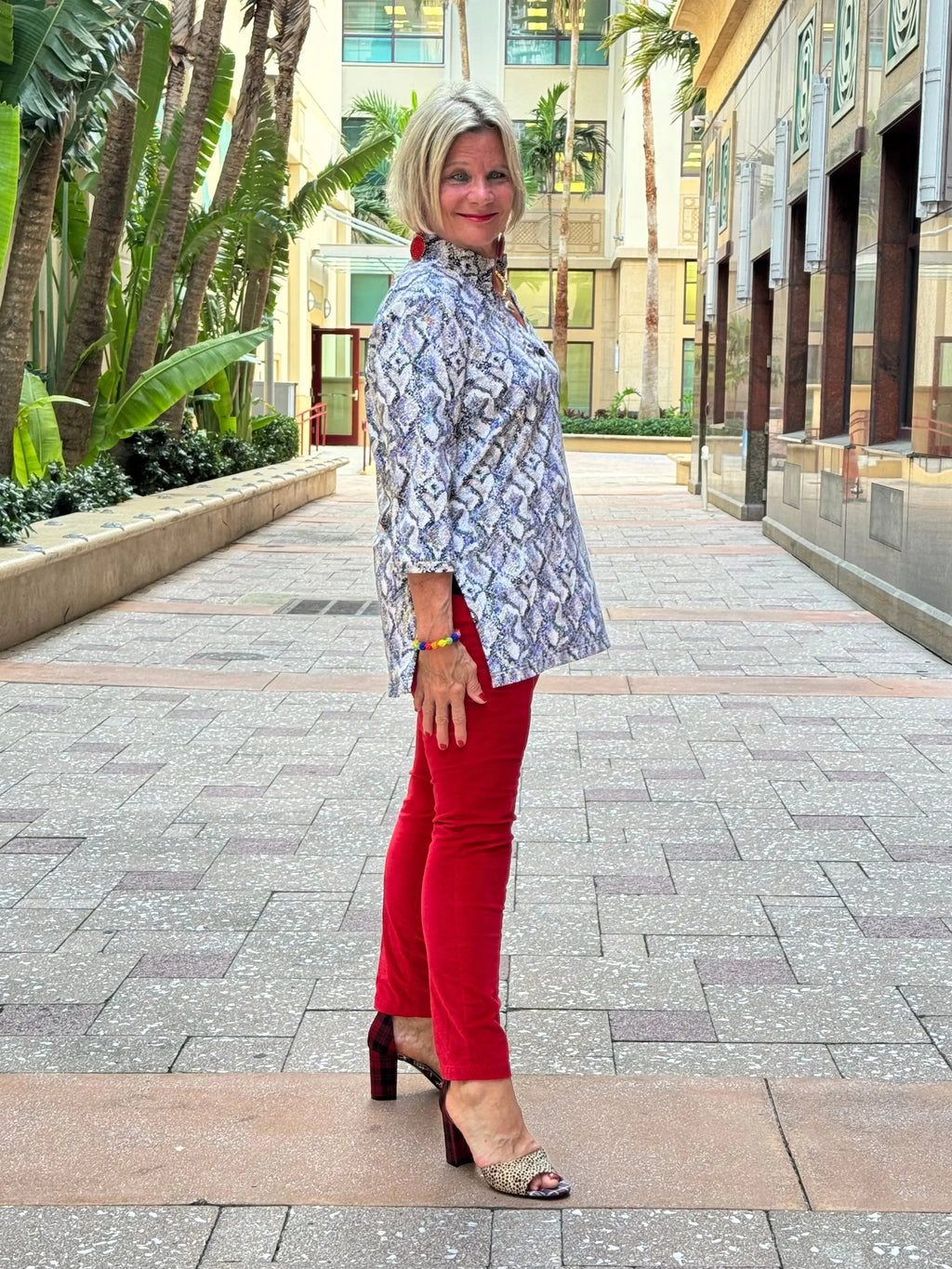 HOLIDAY WINTER WHITE TUNIC