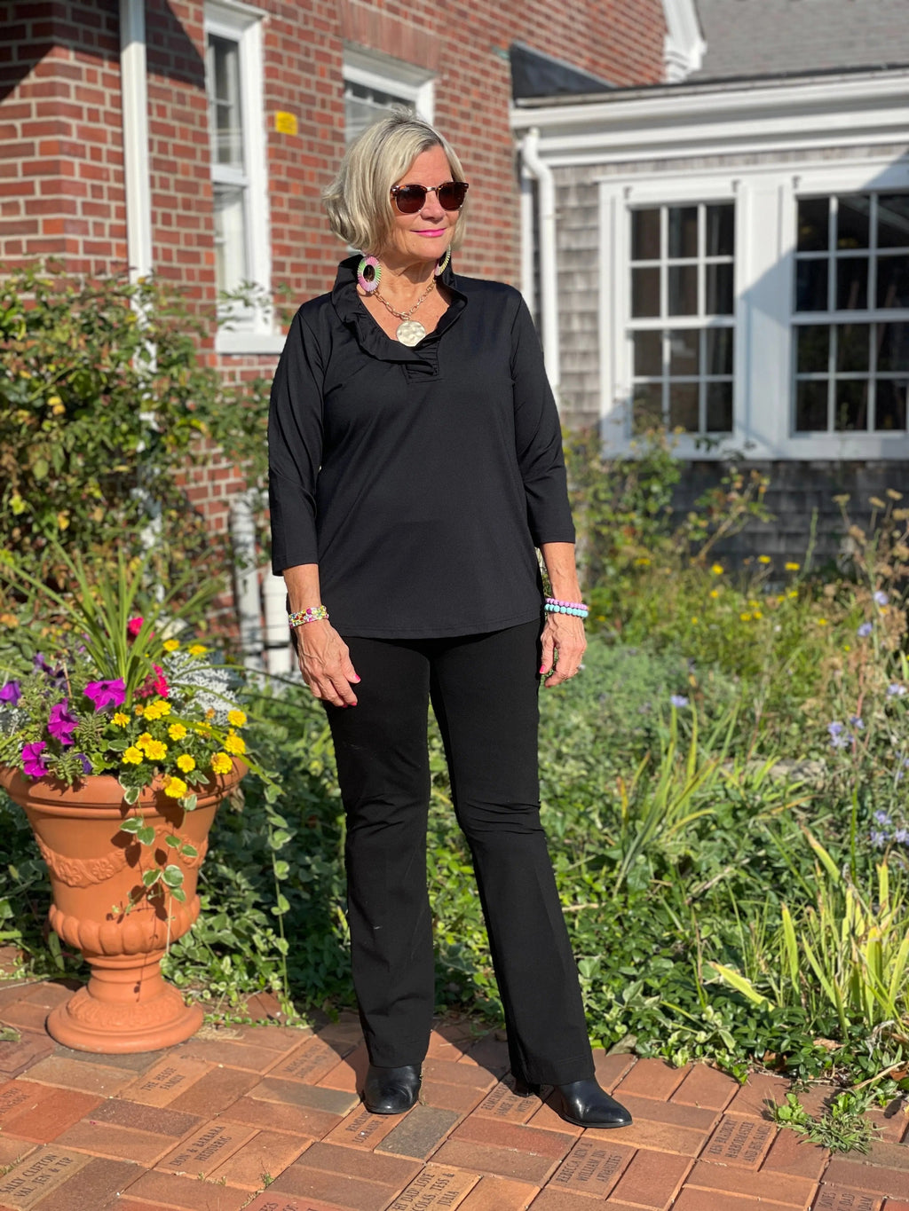 LULU-B BLACK RUFFLE TOP