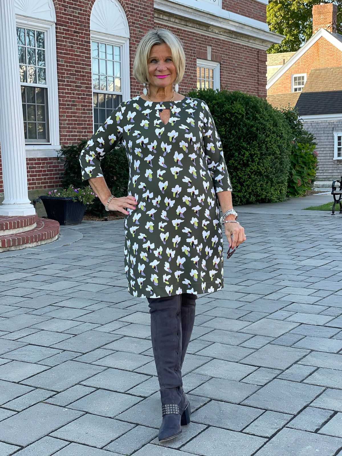 LULU-B ALL SEASON KEYHOLE DRESS