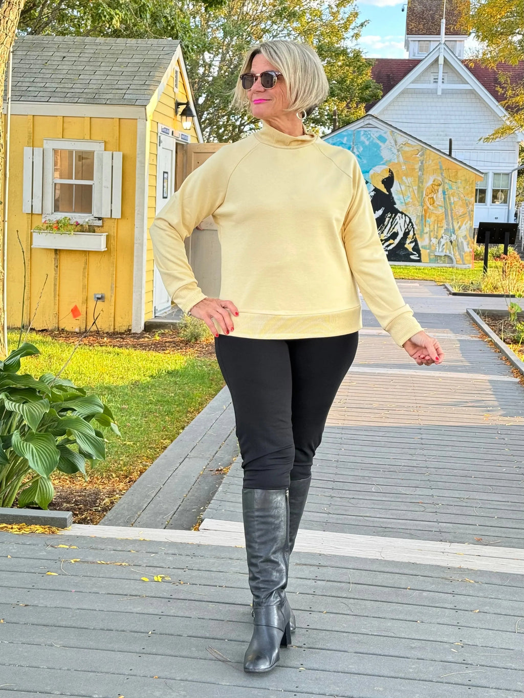 CHAMOIS MOCK NECK TOP