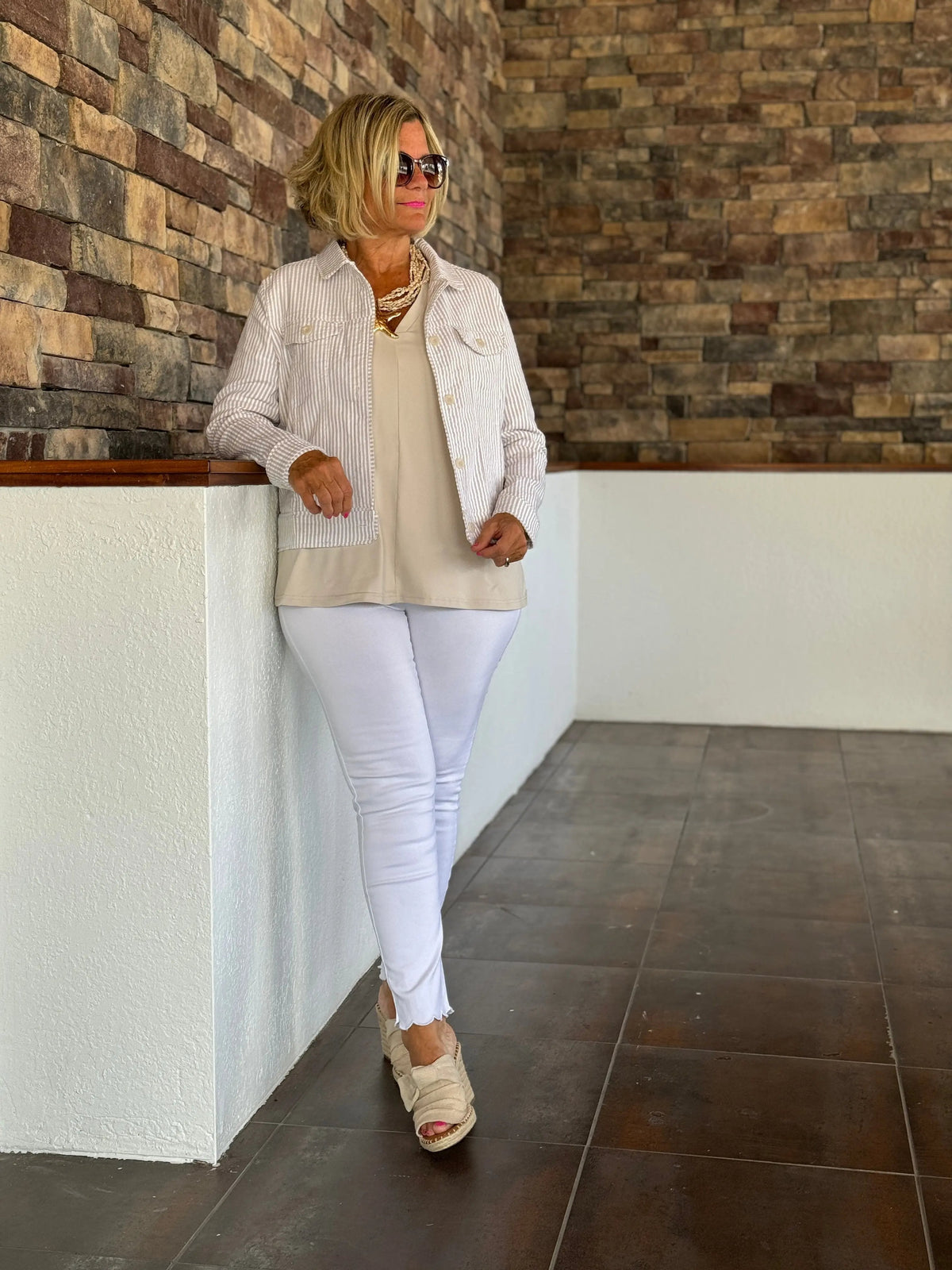 LULU B  STONE SEERSUCKER JACKET