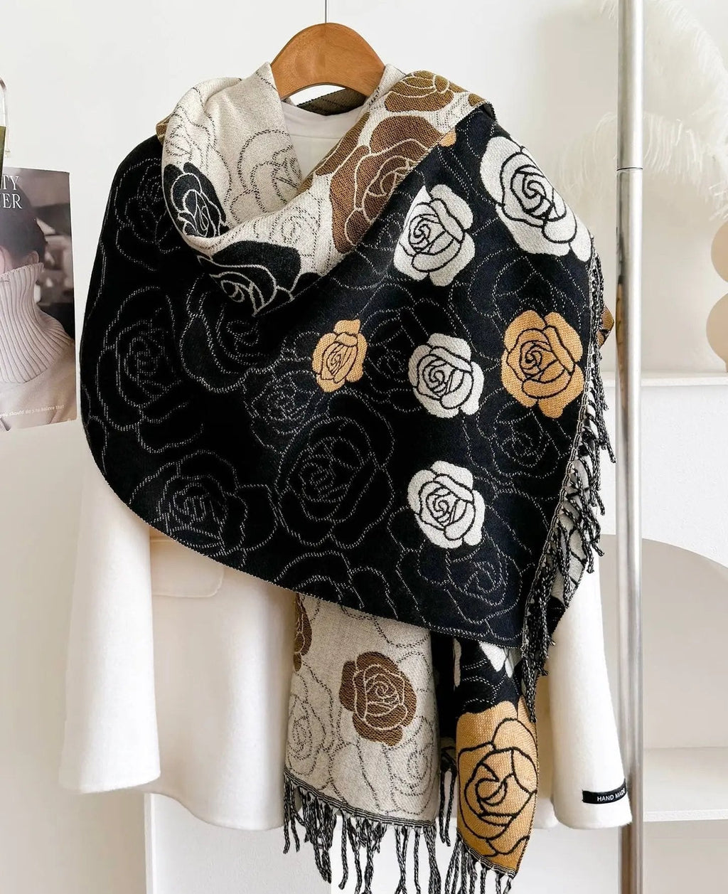 Black / White Rambling Rose Reversible Wrap