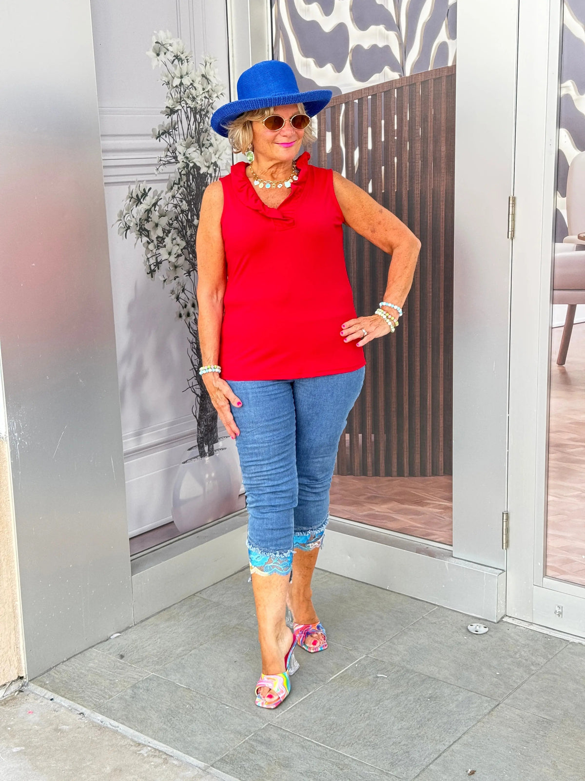 LULU-B CRIMSON SLEEVELESS RUFFLE TOP