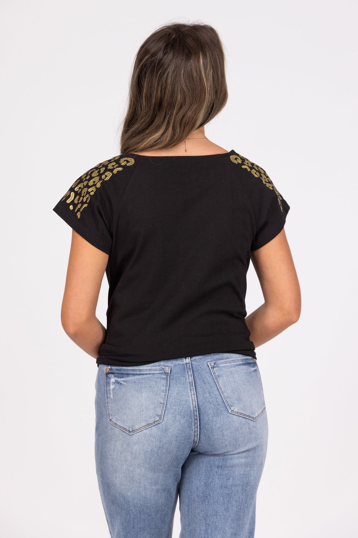 The Lizzy Women's Animal Print Short Sleeve Top
