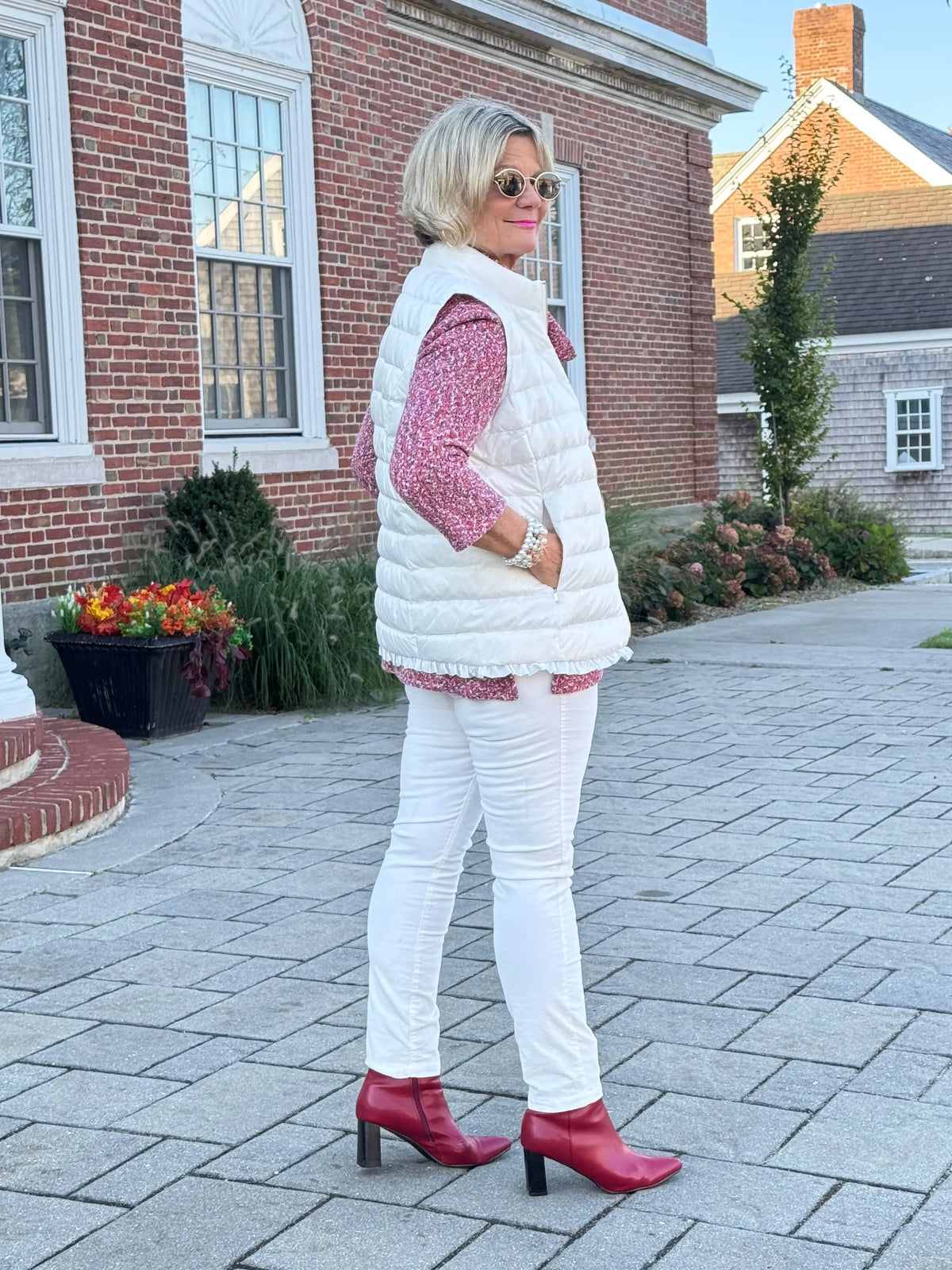 LULU-B  IVORY SHORT PUFFER VEST