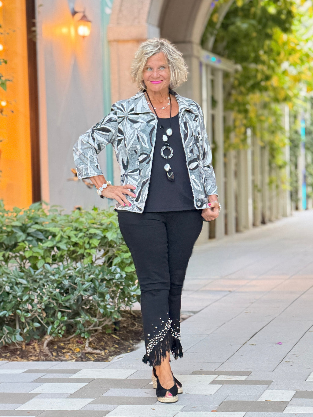 ETHYL PEARL FRINGE BLAK JEANS