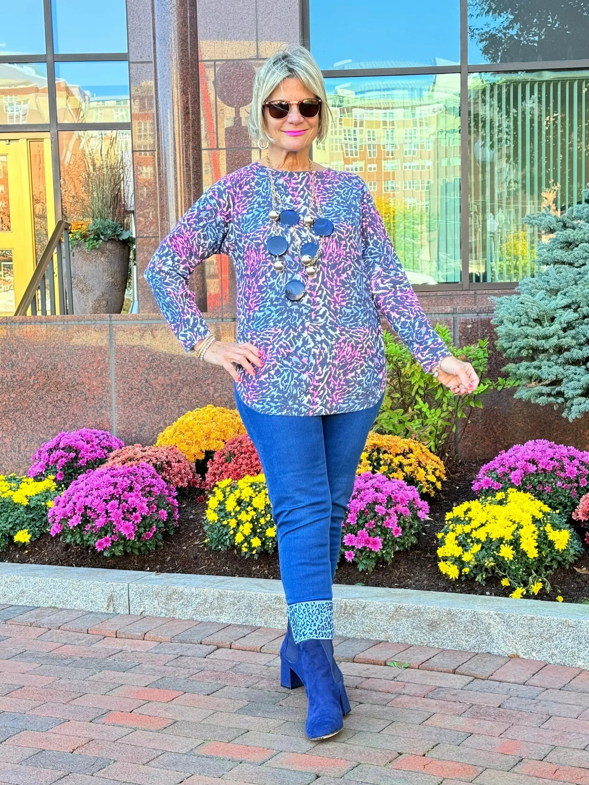 LULU-B SHADES OF ROYAL 2 POCKET SCOOP