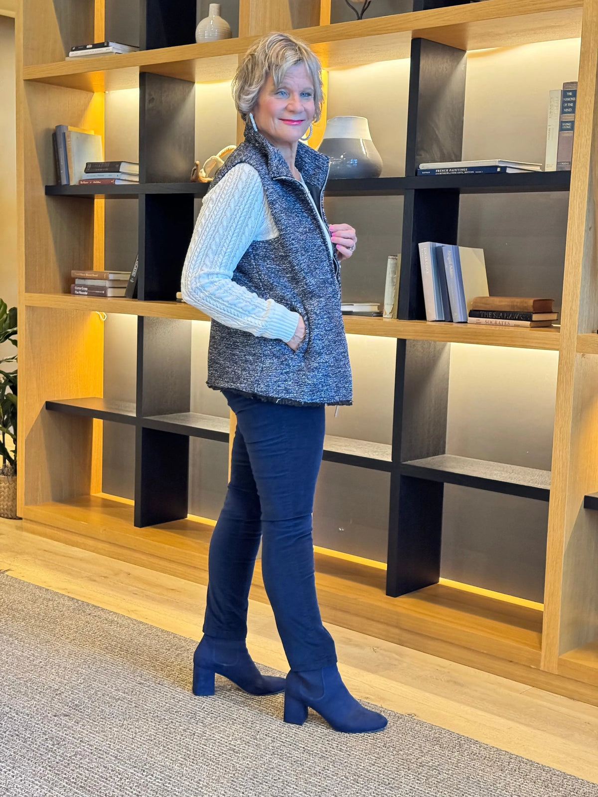 DARK BLUE LINED TWEED VEST/ NOT REVERSIBLE