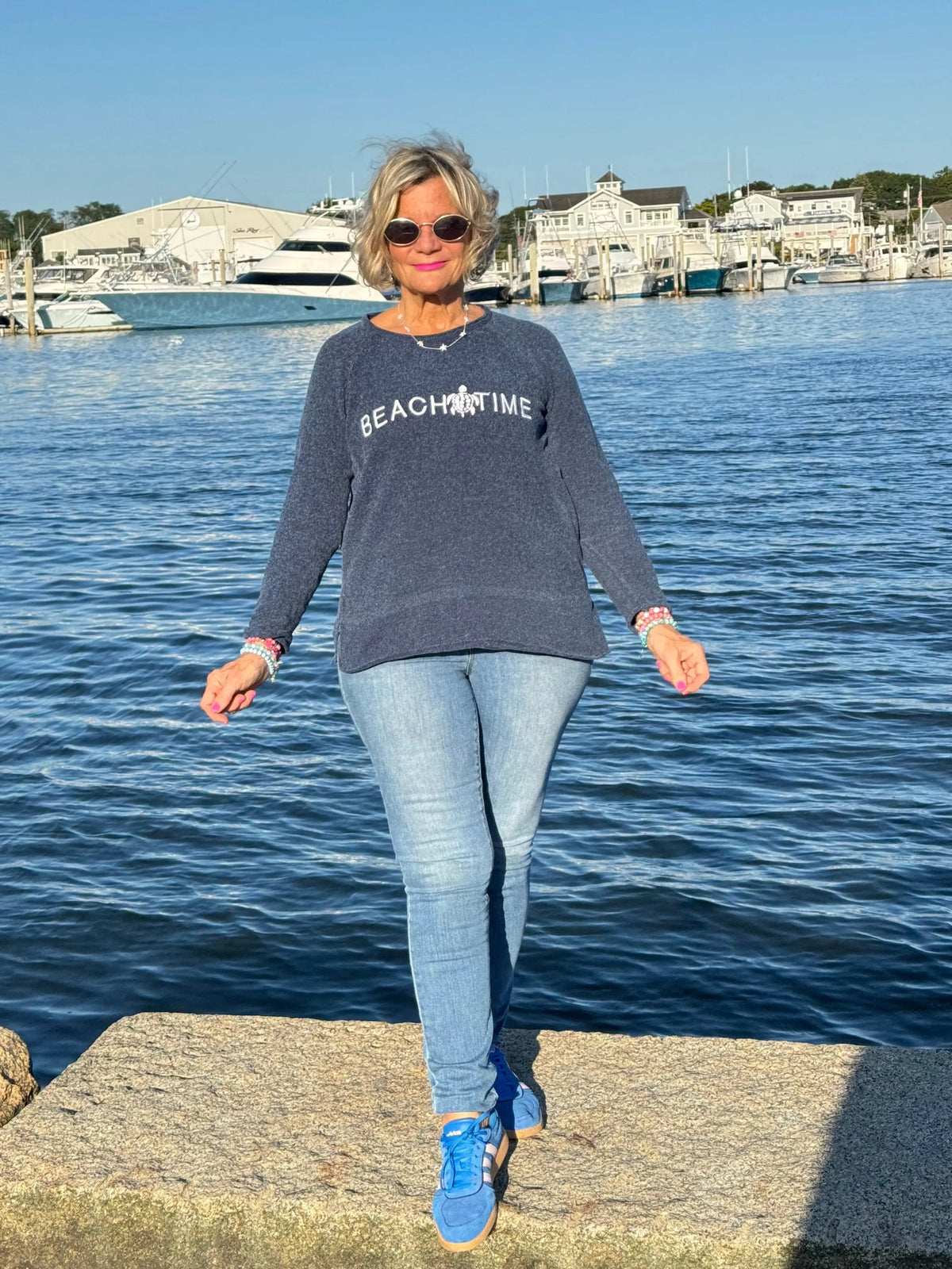 CHENILLE BEACH TIME NAVY CREW SWEATER
