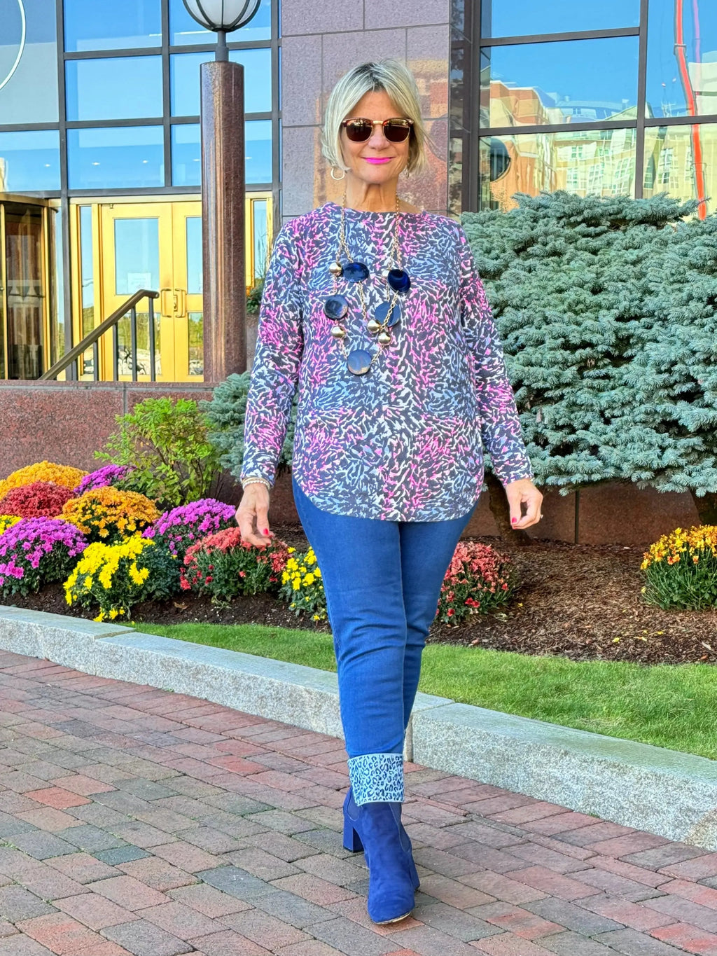 LULU-B SHADES OF ROYAL 2 POCKET SCOOP