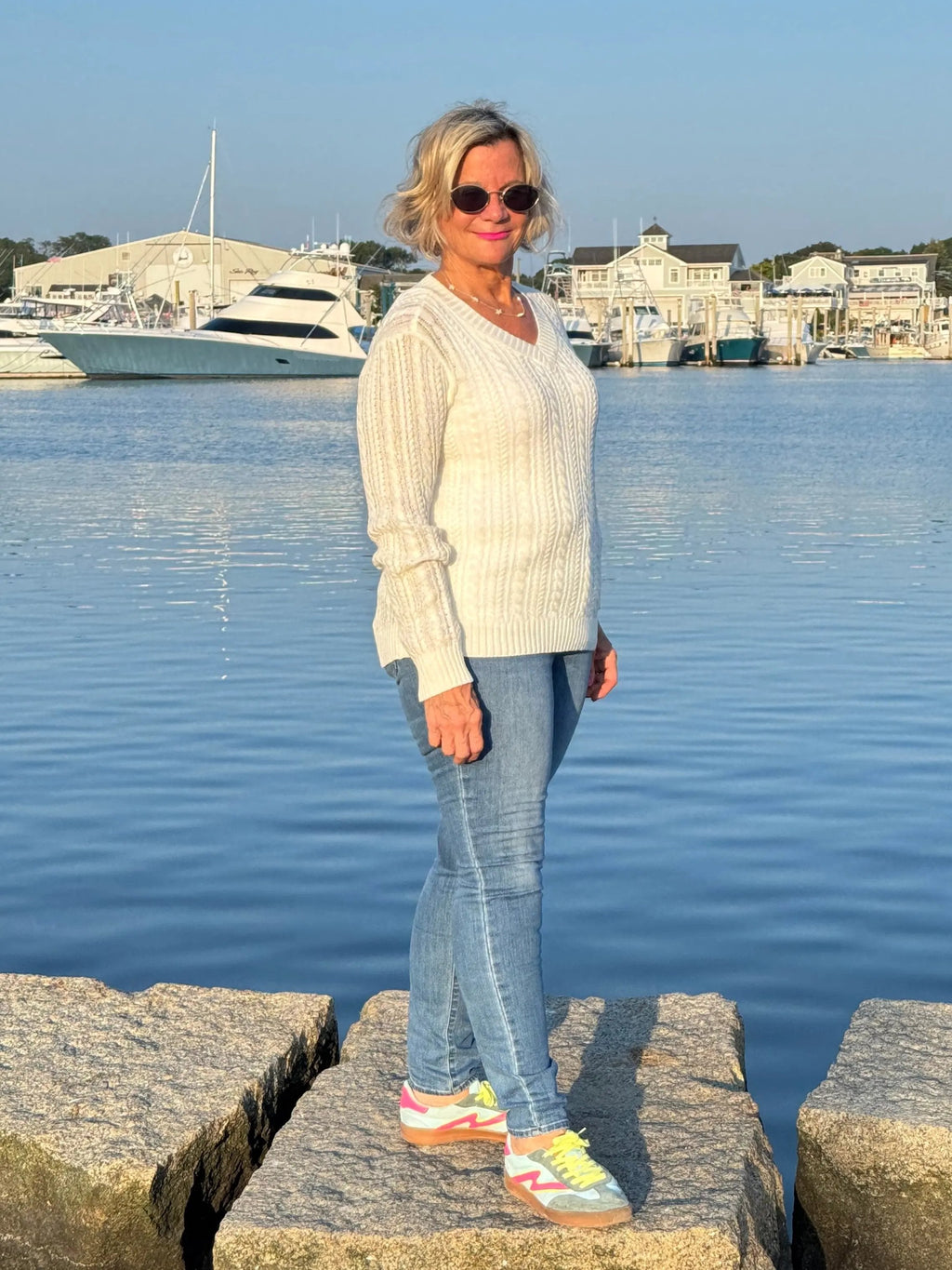 LULU-B CABLE WHITE V- NECK SWEATER