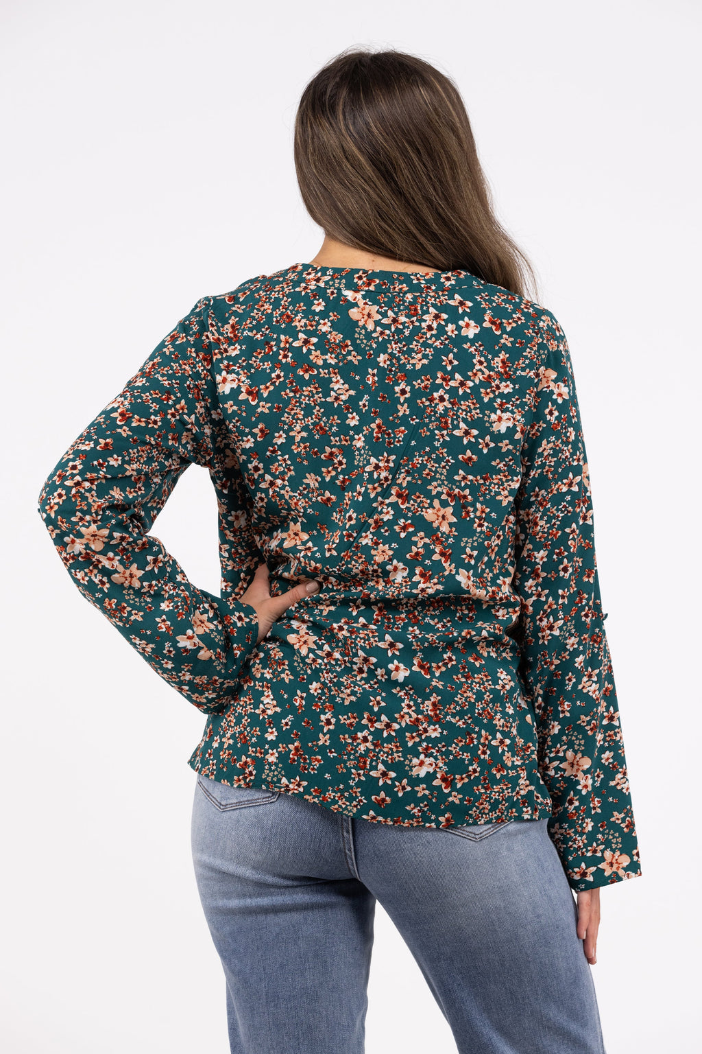 Sunday's Best Women's Floral Flowy Long Sleeve Top