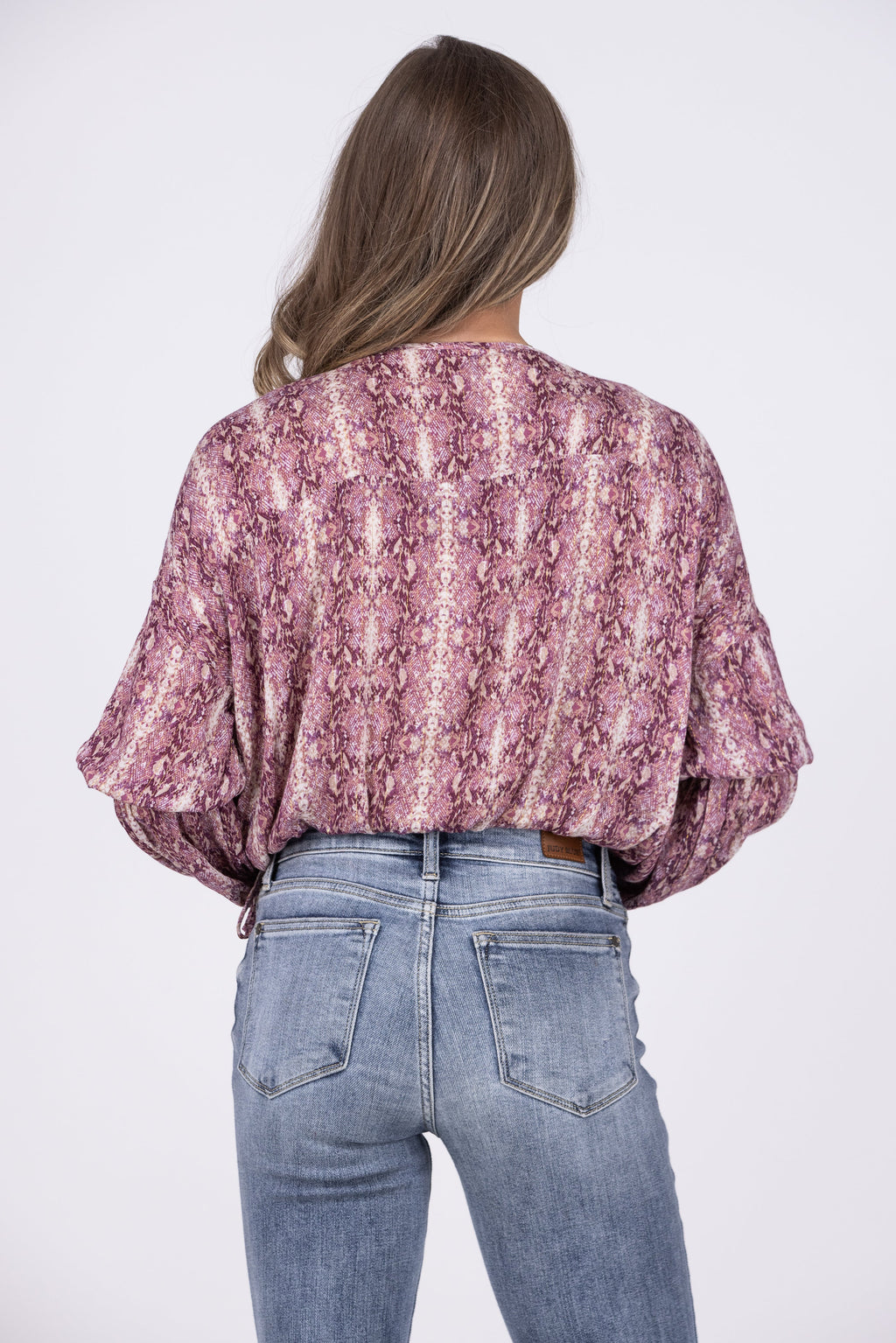 Strings Of Gold Women's Tie Front Long Sleeve Crop Top