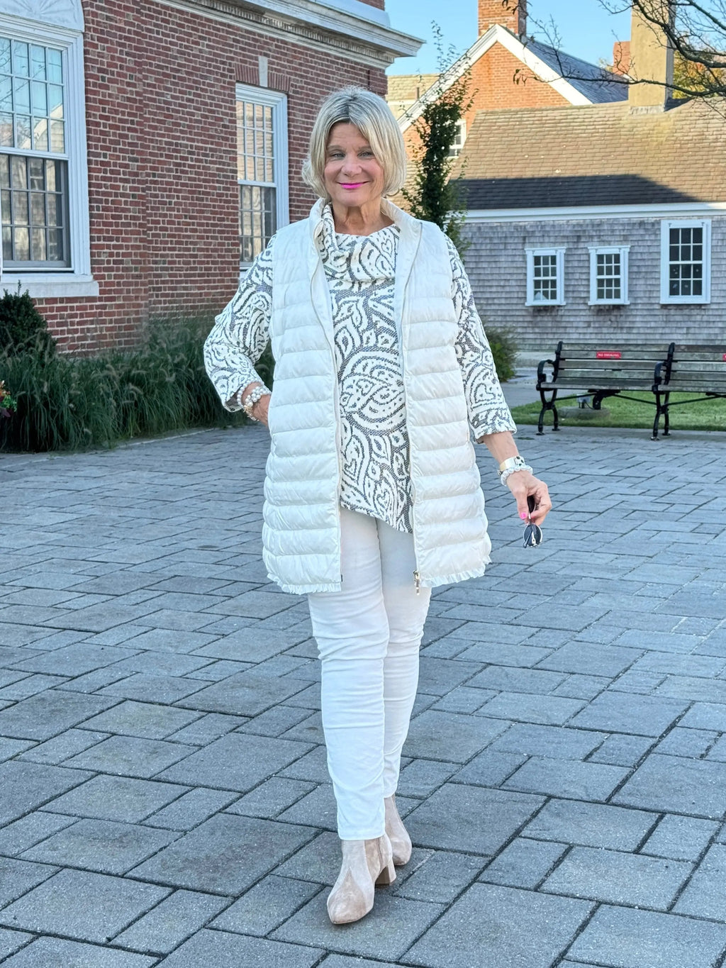 LULU-B IVORY PUFFER VEST