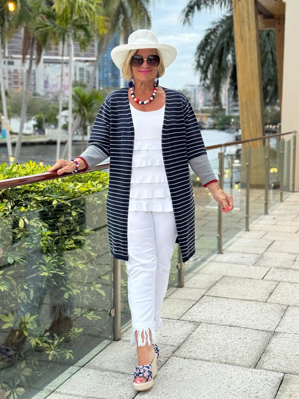 Cruise Day Cardigan - Couler