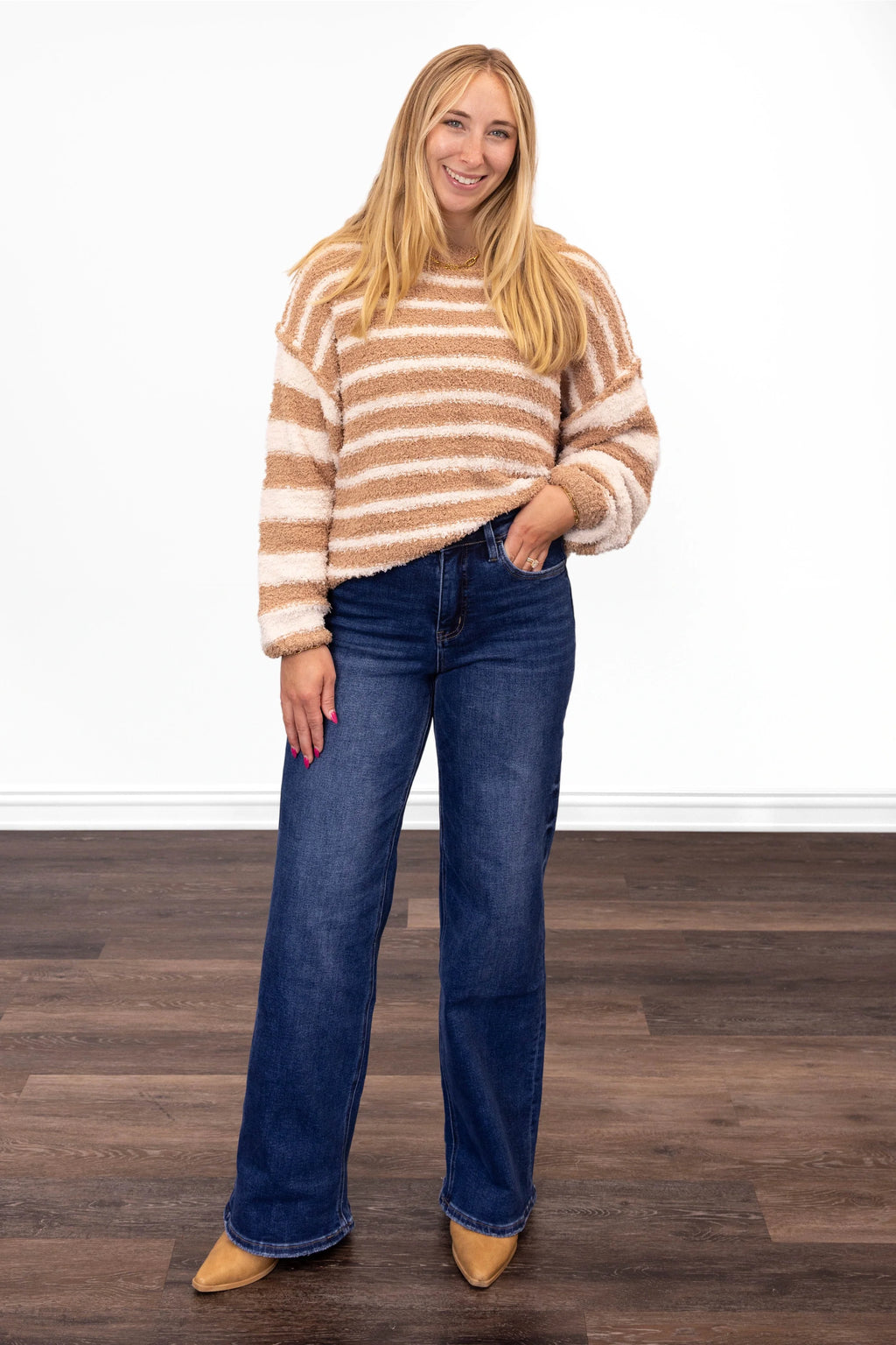 ALB Custom Nothing To Lose Women's Cropped Sweater