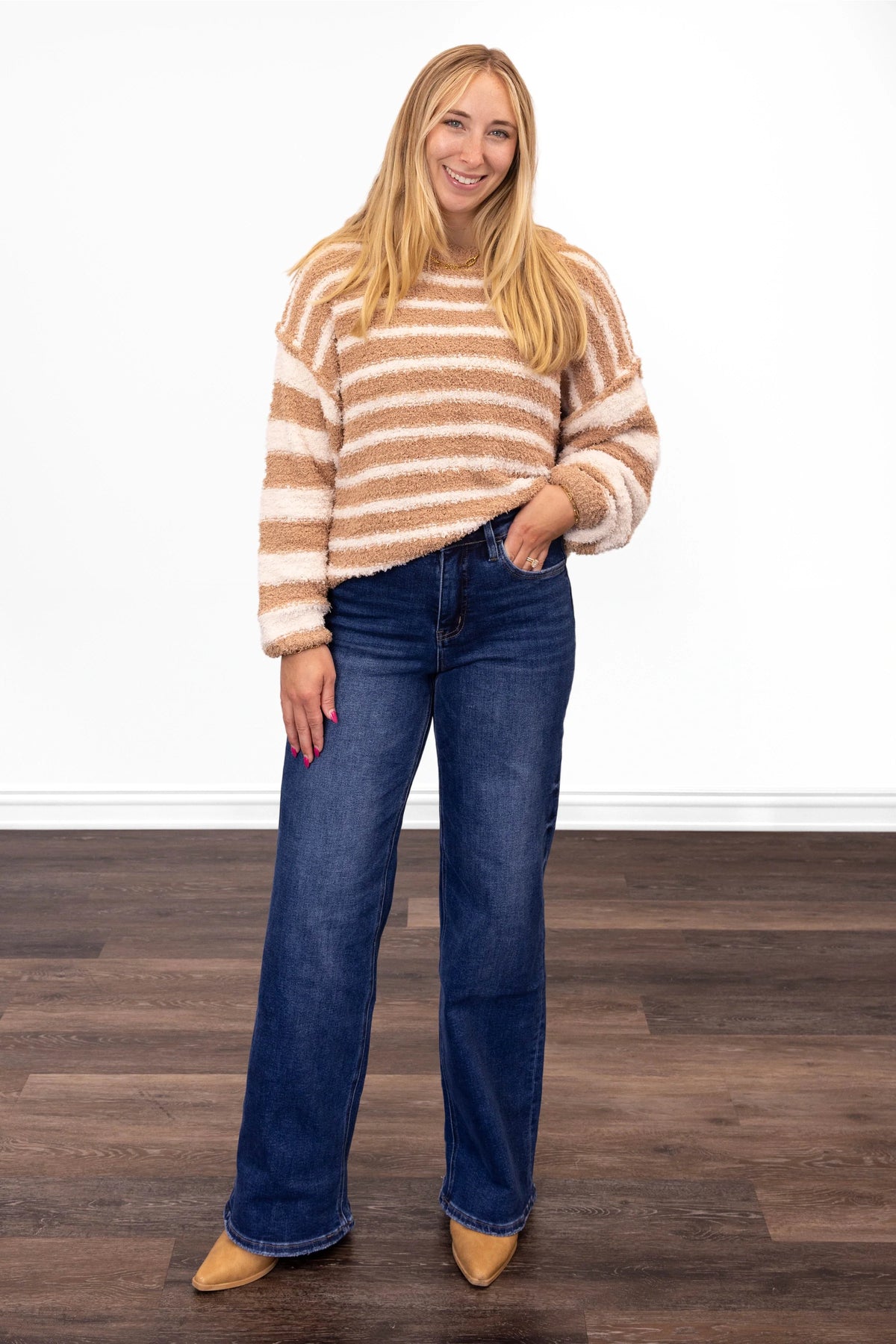 ALB Custom Nothing To Lose Women's Cropped Sweater