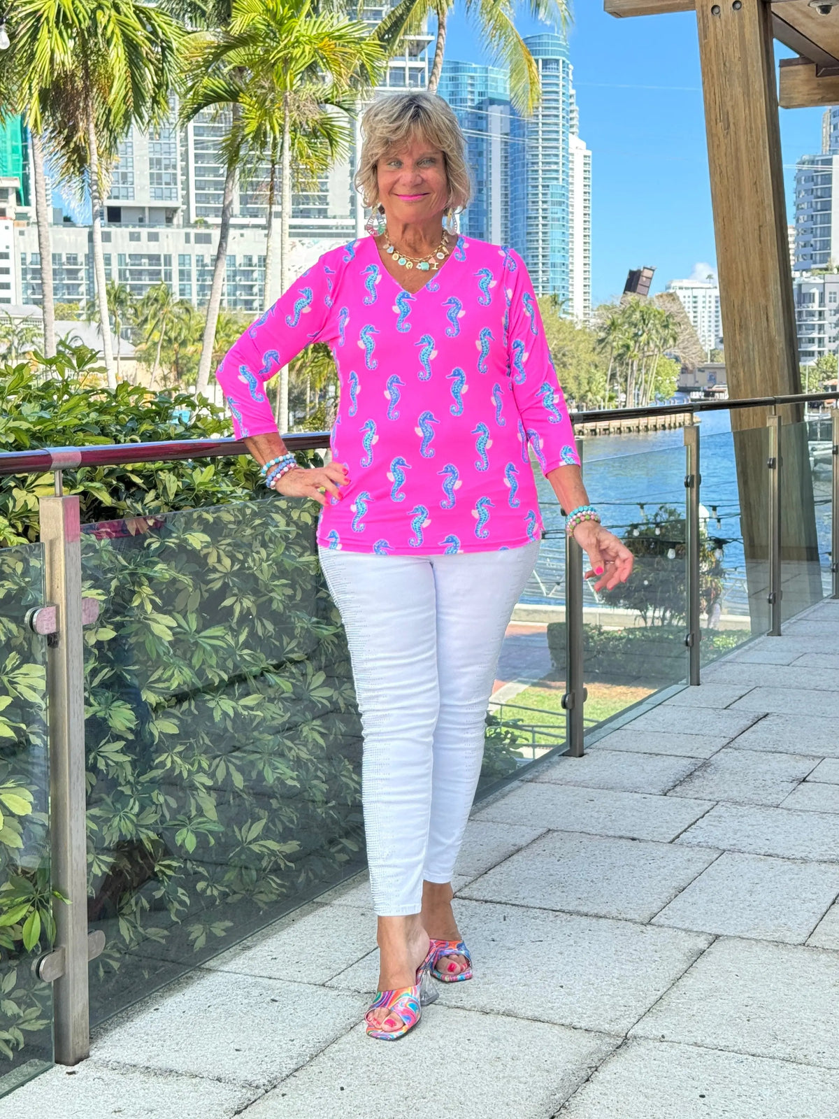 LULU B SEAHORSE BAY V NECK TOP