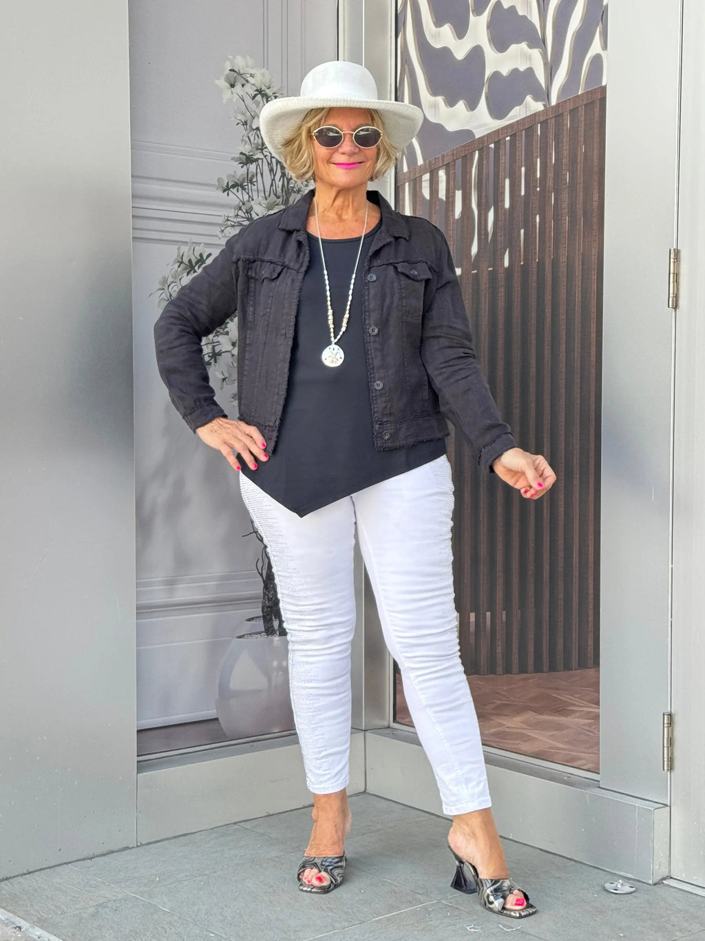 LULU B BLACK LINEN JACKET