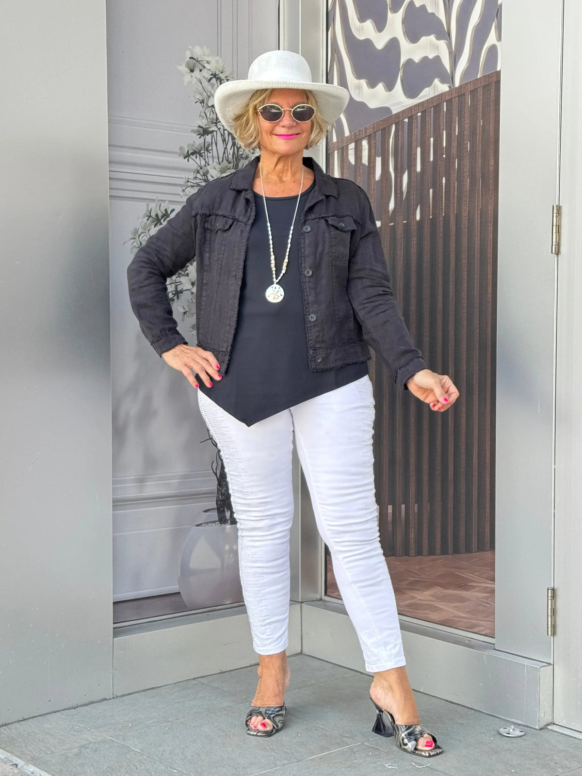 LULU B BLACK LINEN JACKET