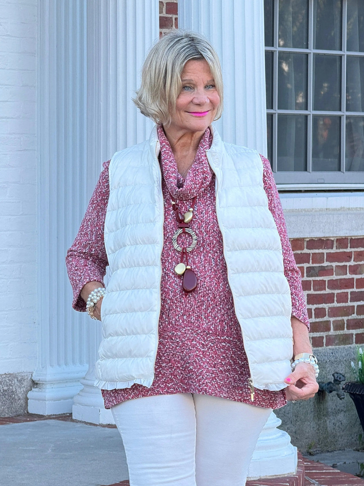 LULU-B  IVORY SHORT PUFFER VEST