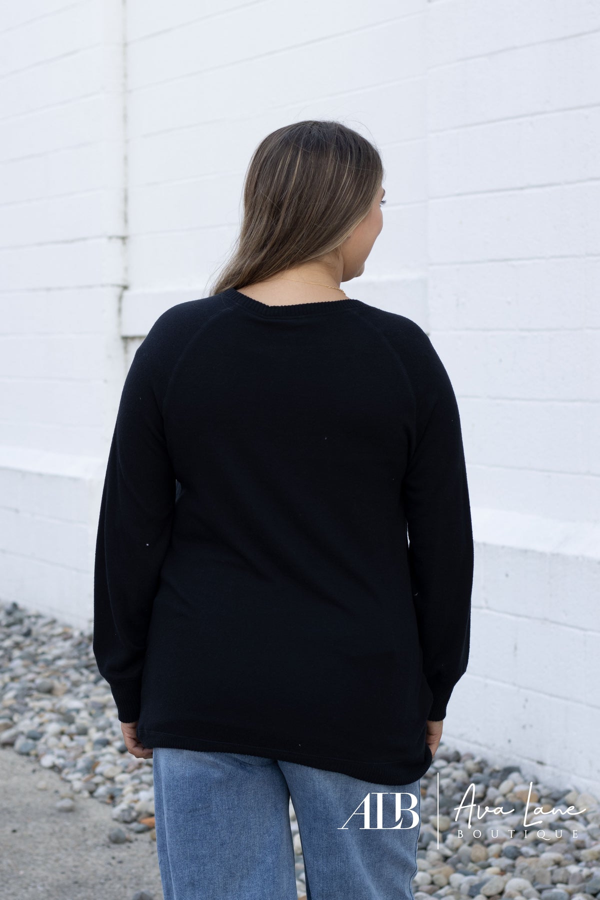 Pockets And Buttons Women's Round Neck Raglan Sleeve Sweater