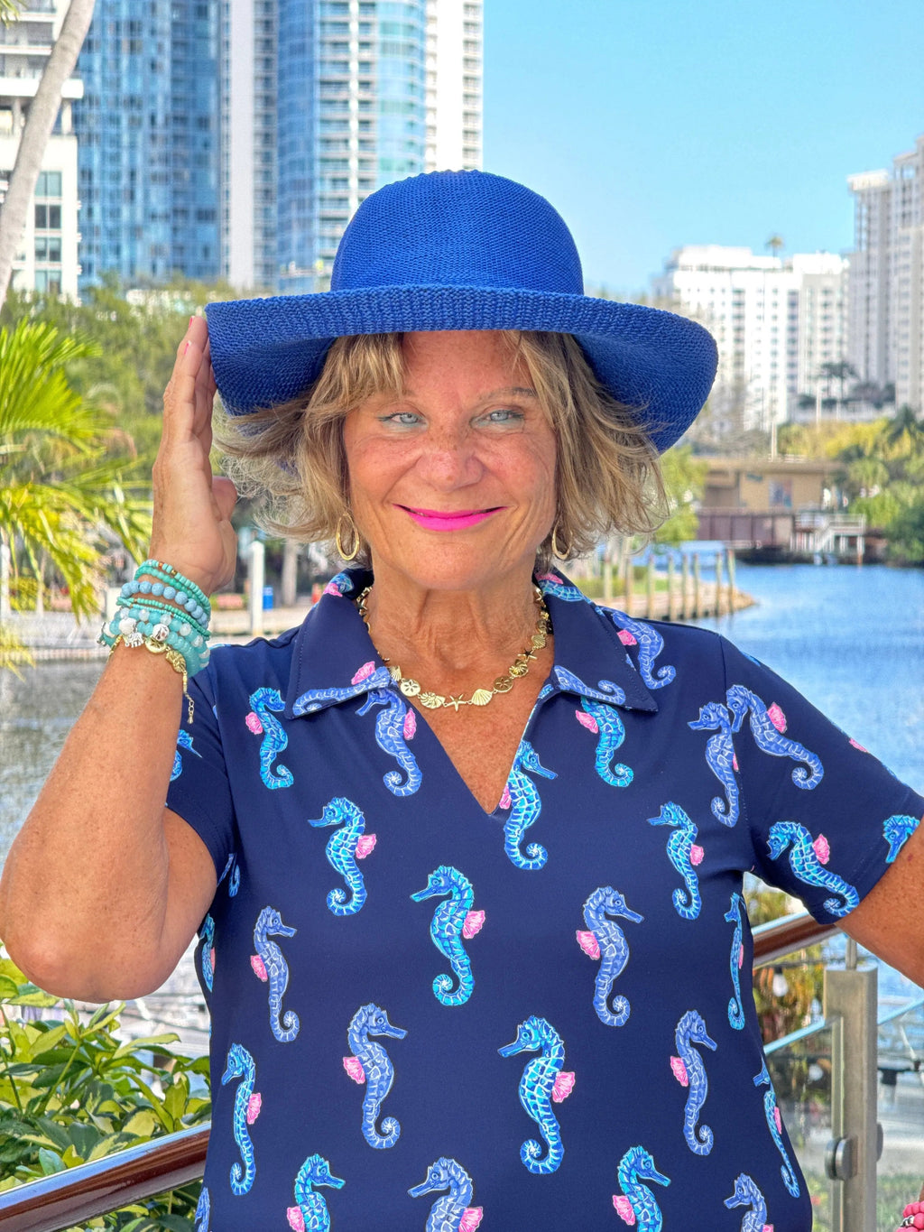 LULU B MIDNIGHT REEF SHORT SLEEVE V-NECK COLLAR TOP