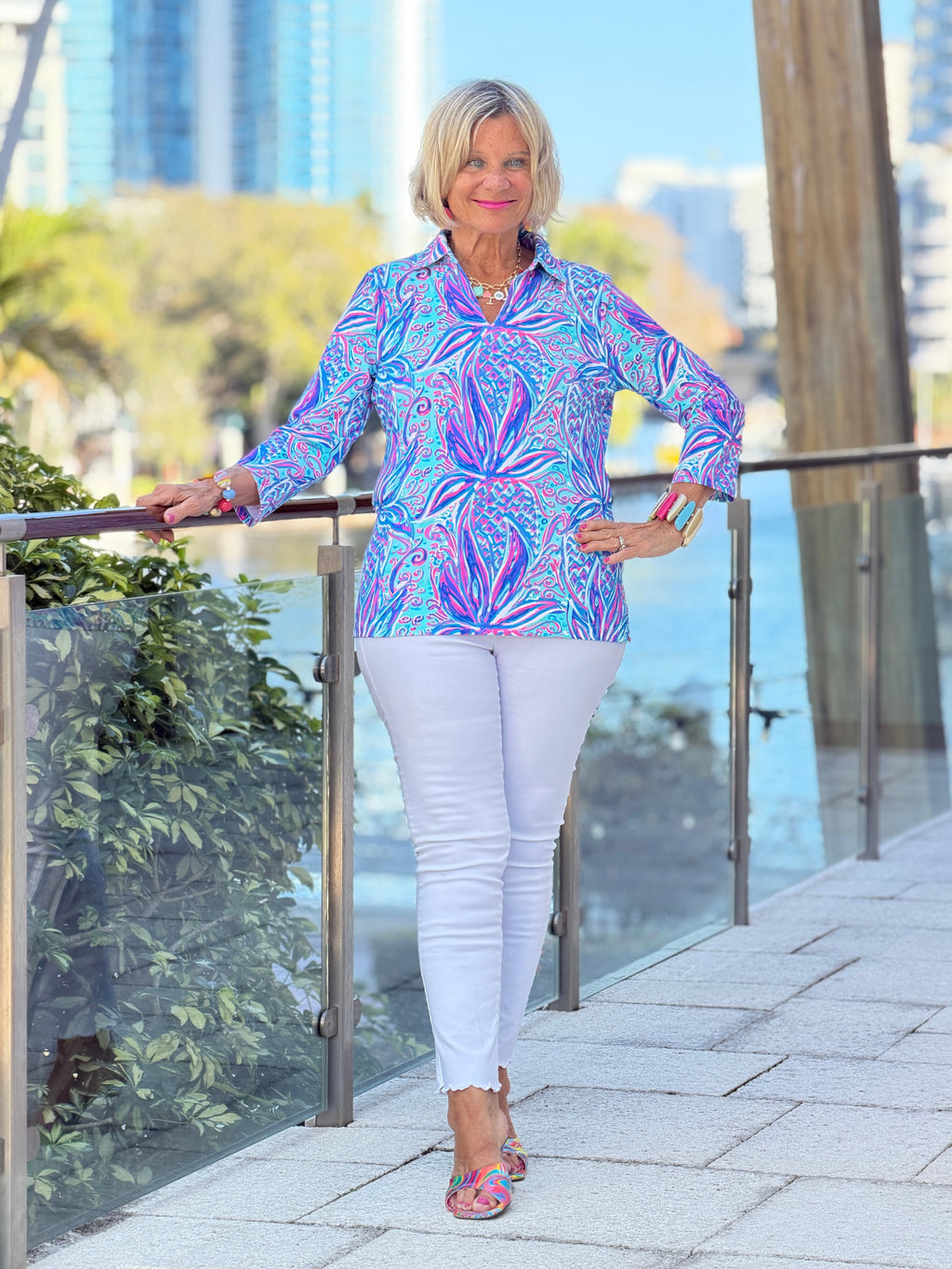 LULU B PALM ROYALE COLLAR SLEEVE TOP