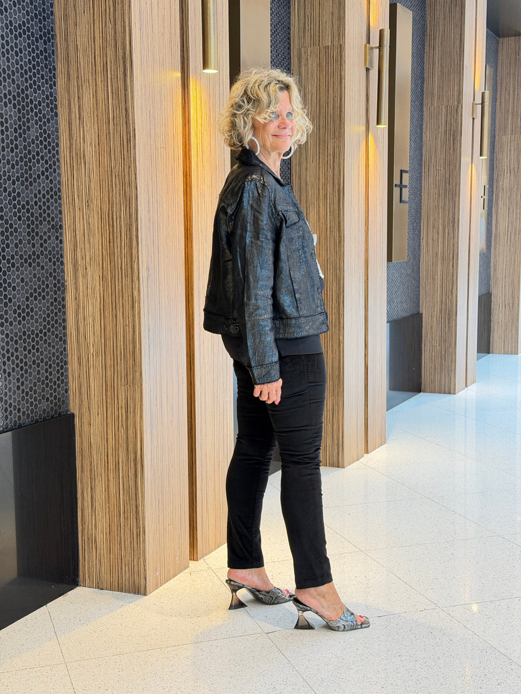 LULU B BLACK METALLIC JACKET