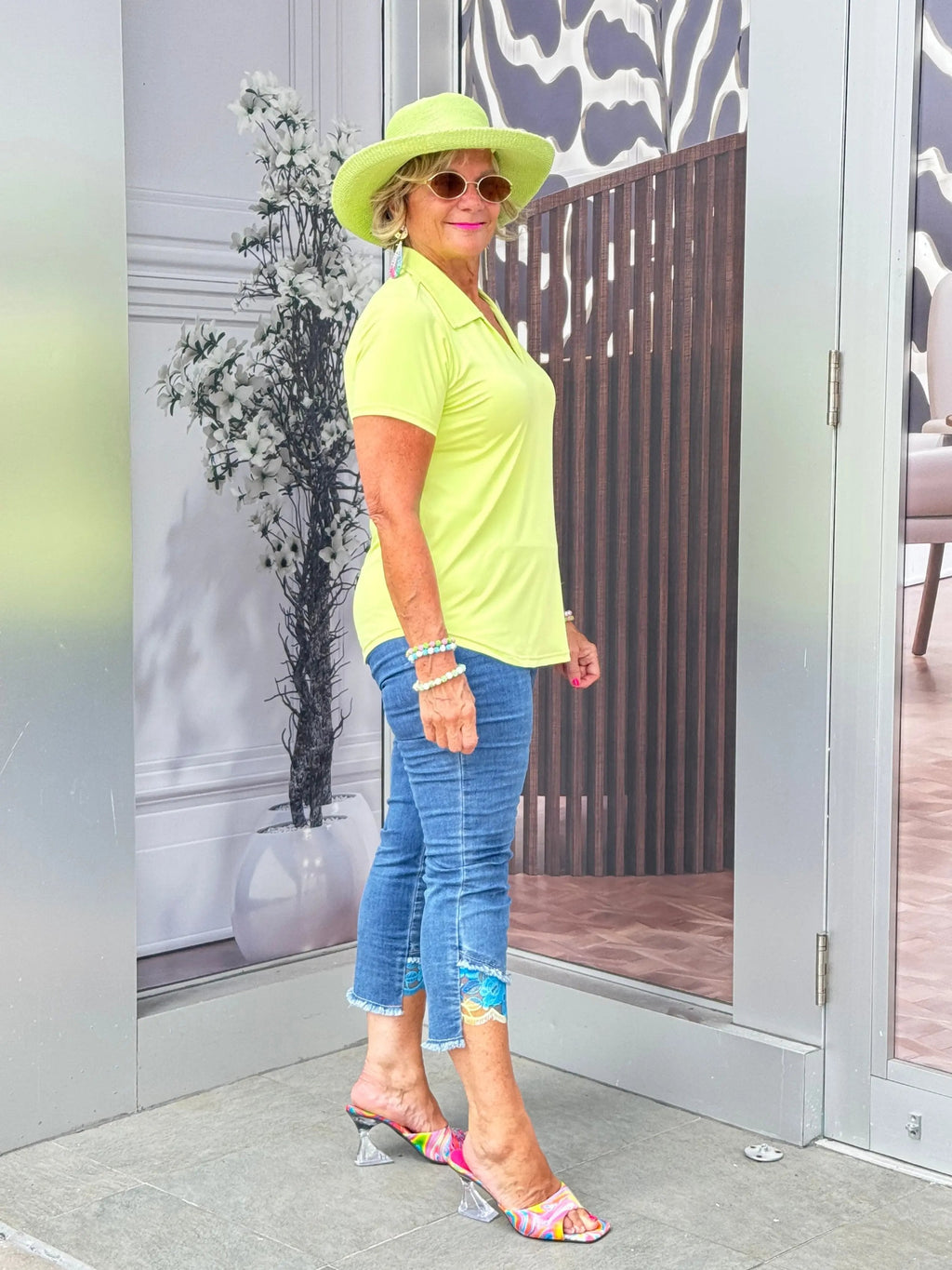 LULU-B KEY LIME SHORT SLEEVE COLLAR