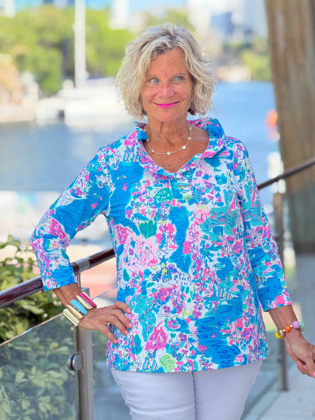LULU PALM BEACH SPLASH RUFFLE SLEEVE TOP