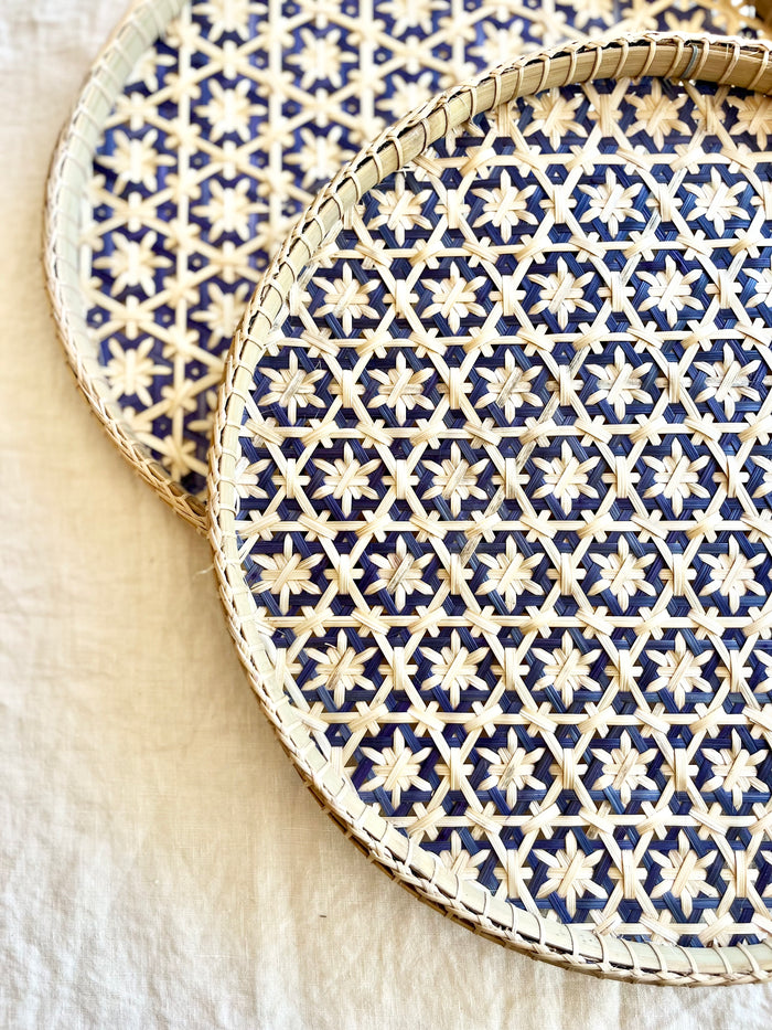 light tan woven tray with navy blue mosaic star pattern 12 inches detail view