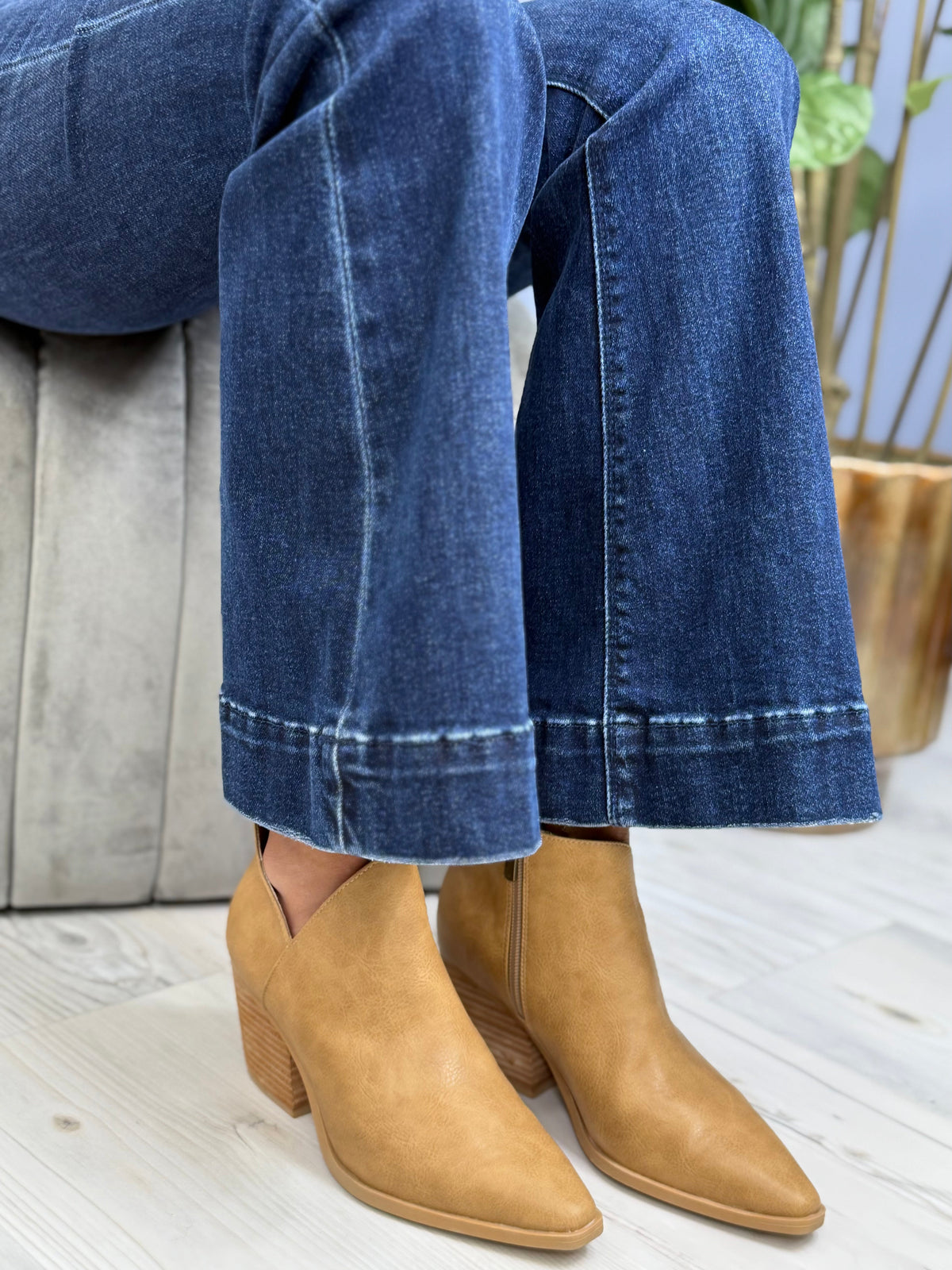 Yellow Box Capriana Women's Rustic Classic Bootie