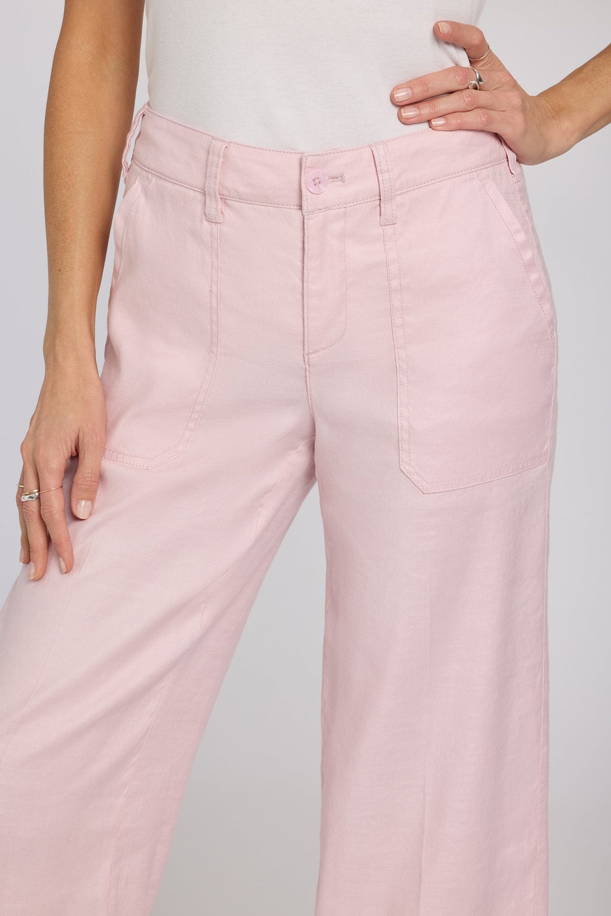 Wide Leg Cargo Capri Pants - Light Lilac