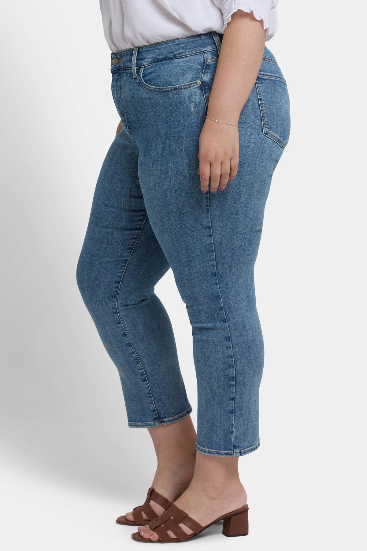 Marilyn Straight Ankle Jeans In Plus Size - Minorca Isle