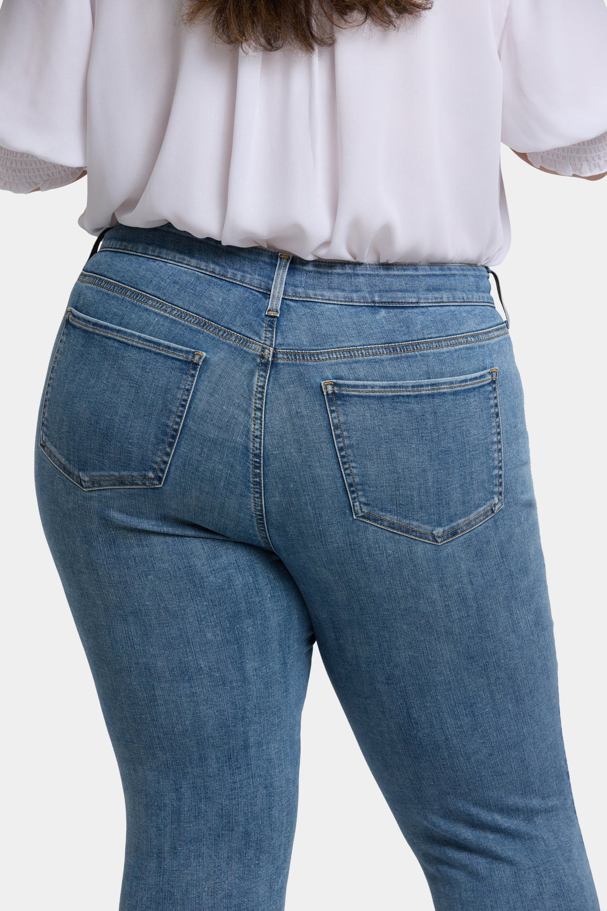 Marilyn Straight Ankle Jeans In Plus Size - Minorca Isle