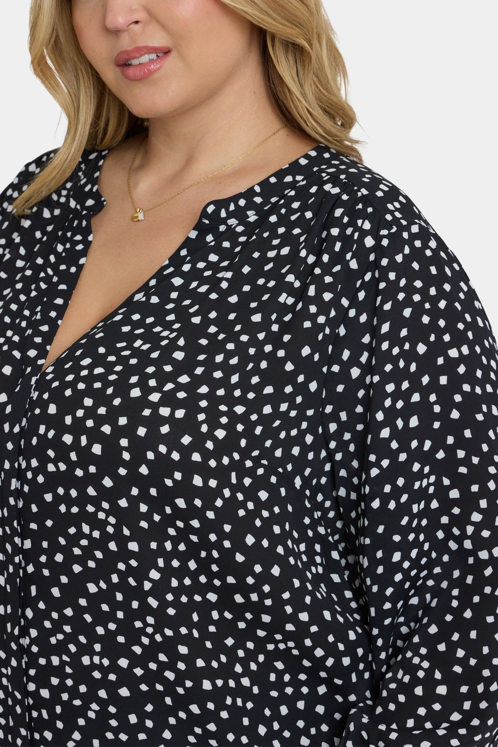 Pintuck Blouse In Plus Size - Francoise Dots