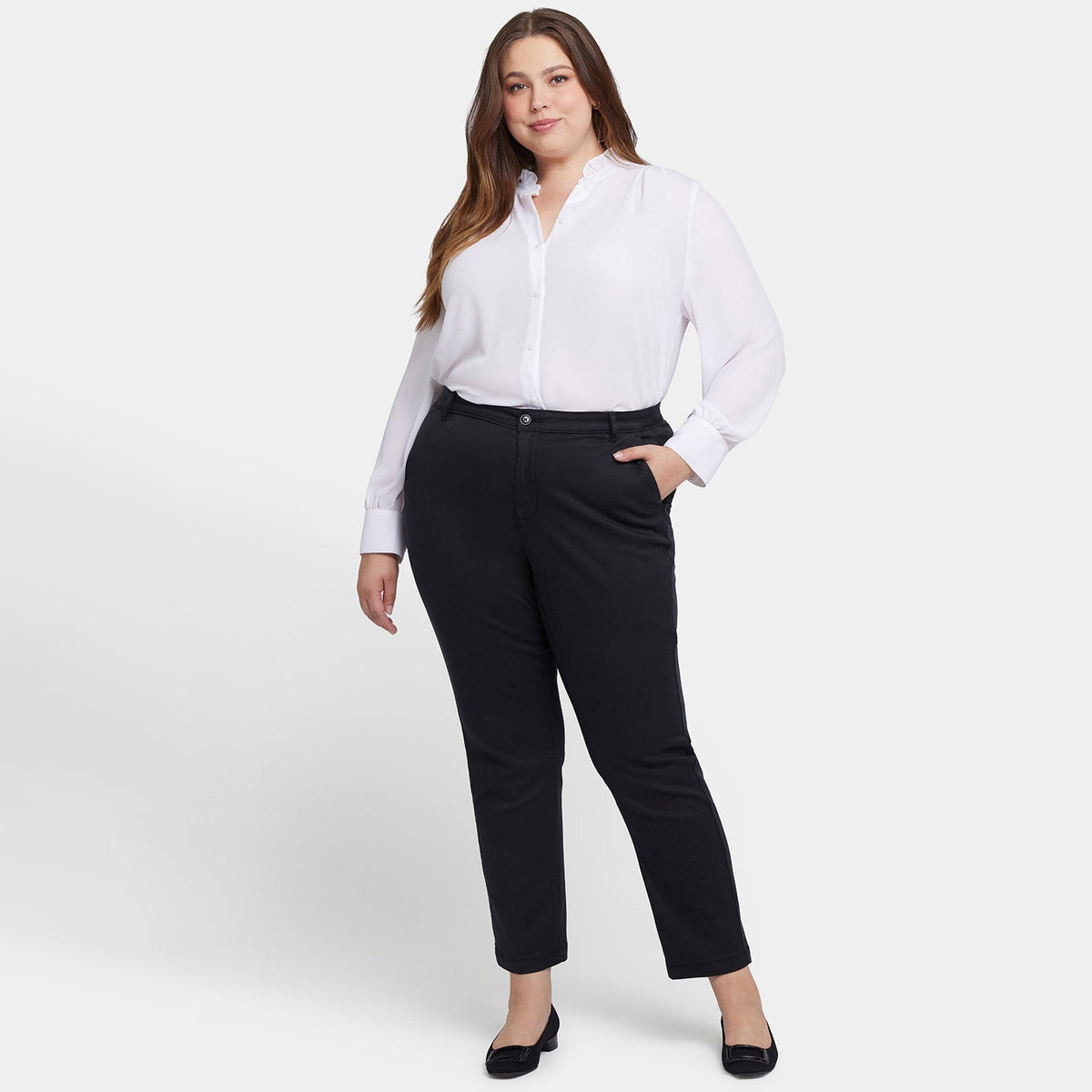 Sadie Slim Pants In Plus Size - Black