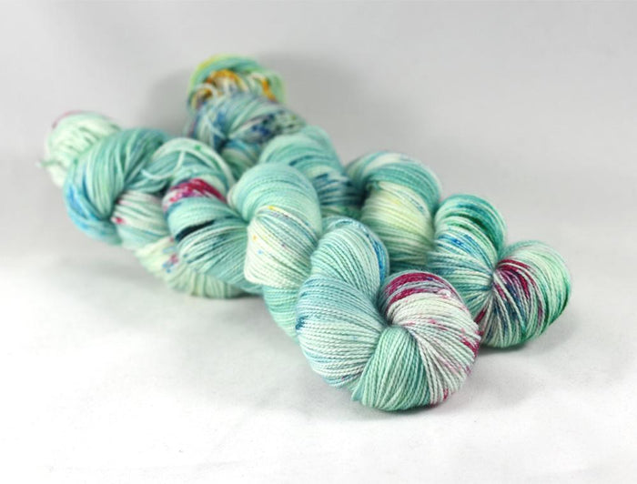 Destination Yarn fingering weight yarn Hawaiian Christmas - PREORDER