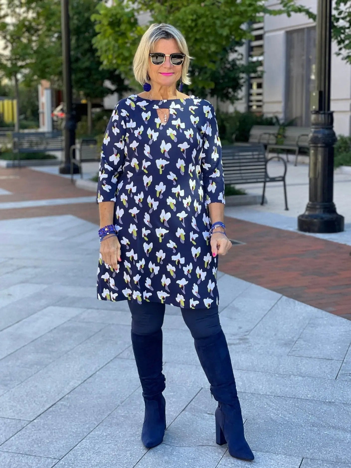 LULU-B KEYHOLE NAVY DREAMING DRESS