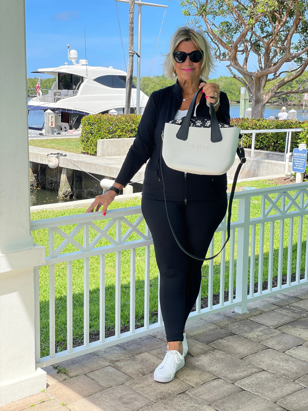 LULU-B BLACK LEGGINGS