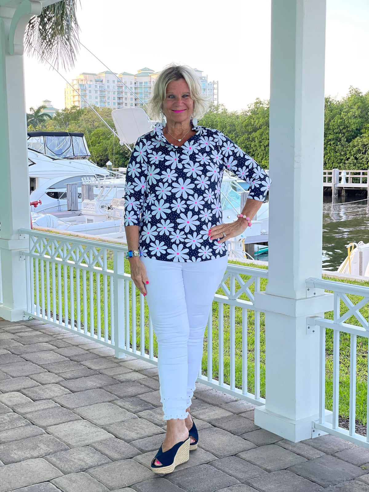 DAISY RUFFLE TOP