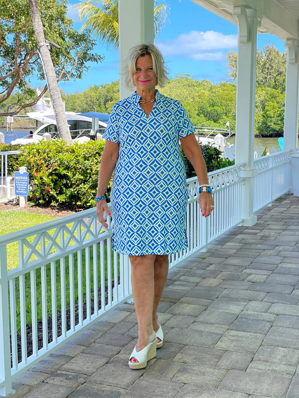 AQUA DIAMONDS SHORT SLEEVE DRESS