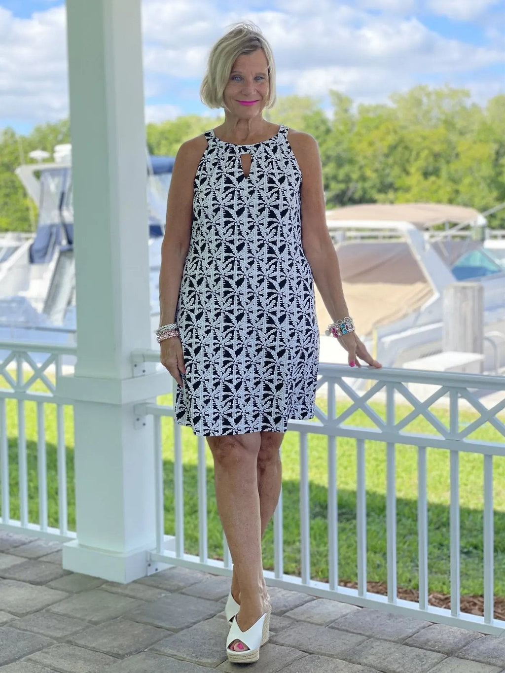 BLACK AND BEIGE COLLAR DRESS