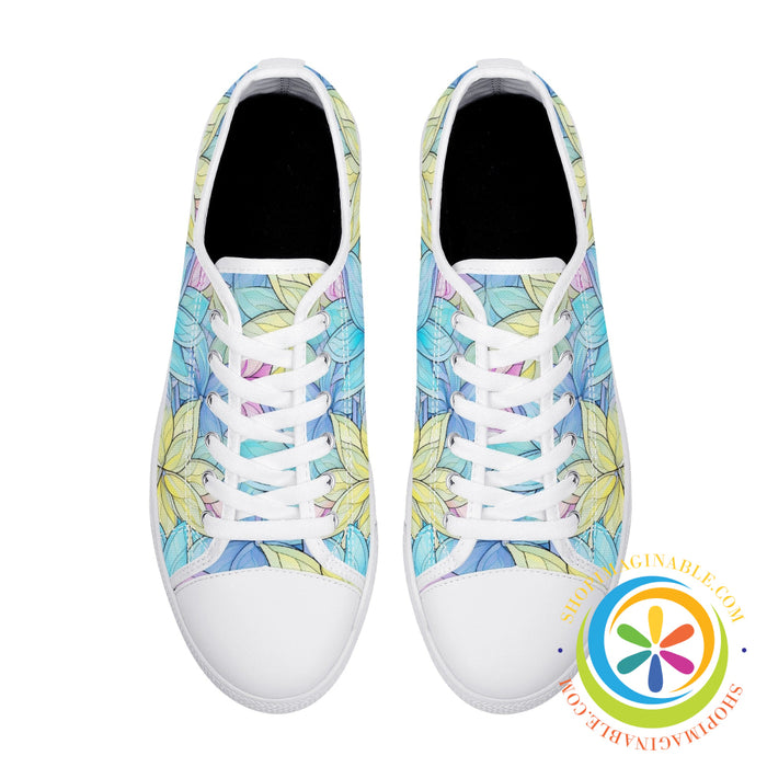 Striking Floral Ladies Low Top Canvas Shoes