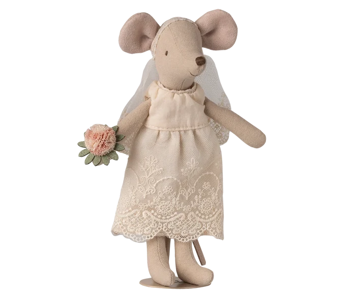 Wedding mice couple in box, Mum and dad